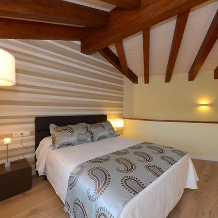 Apartamentos El Palacete De Aínsa Eksteriør bilde