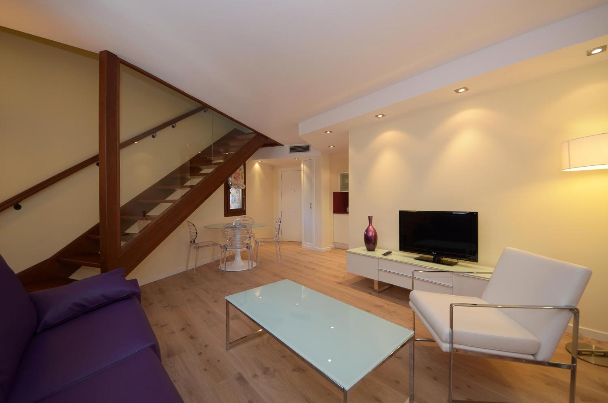 Apartamentos El Palacete De Aínsa Eksteriør bilde